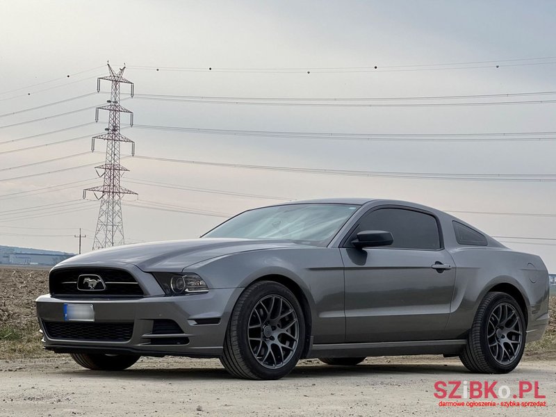 2013' Ford Mustang photo #1