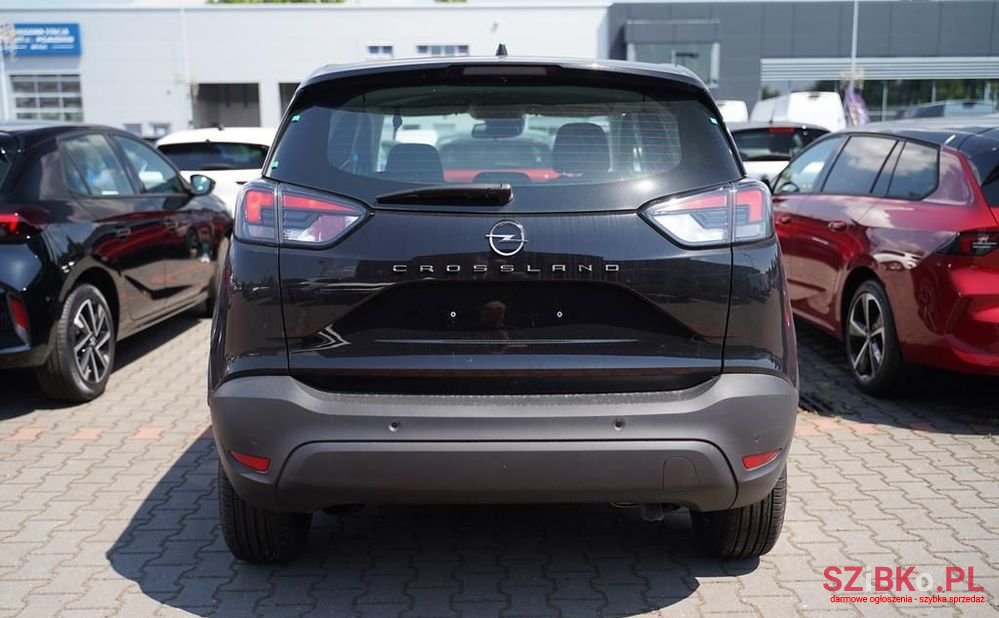 2024' Opel Crossland X photo #4