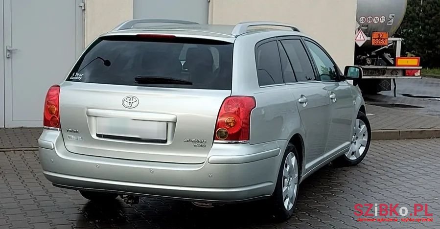 2005' Toyota Avensis 2.0 D-4D Luna photo #5