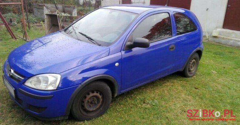 2005' Opel Corsa photo #1