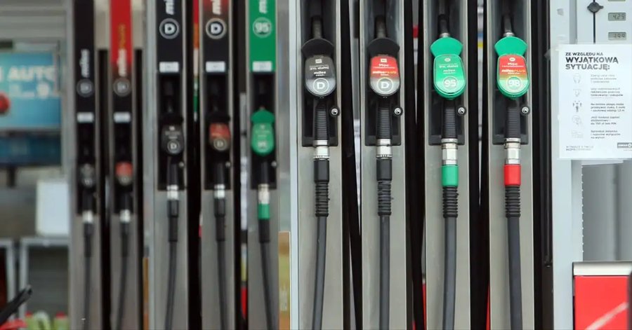 Co dalej z cenami paliw? Analityk komentuje co może czekać kierowców