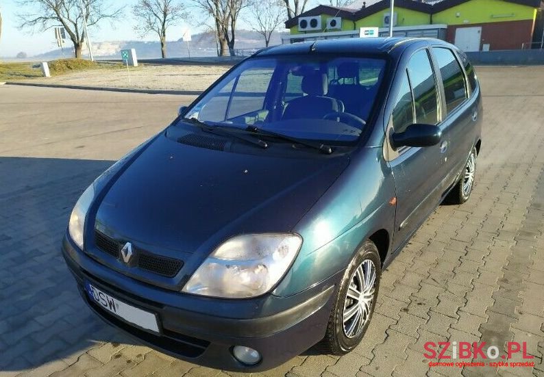 2001' Renault Scenic photo #1