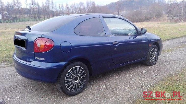 1999' Renault Megane photo #1