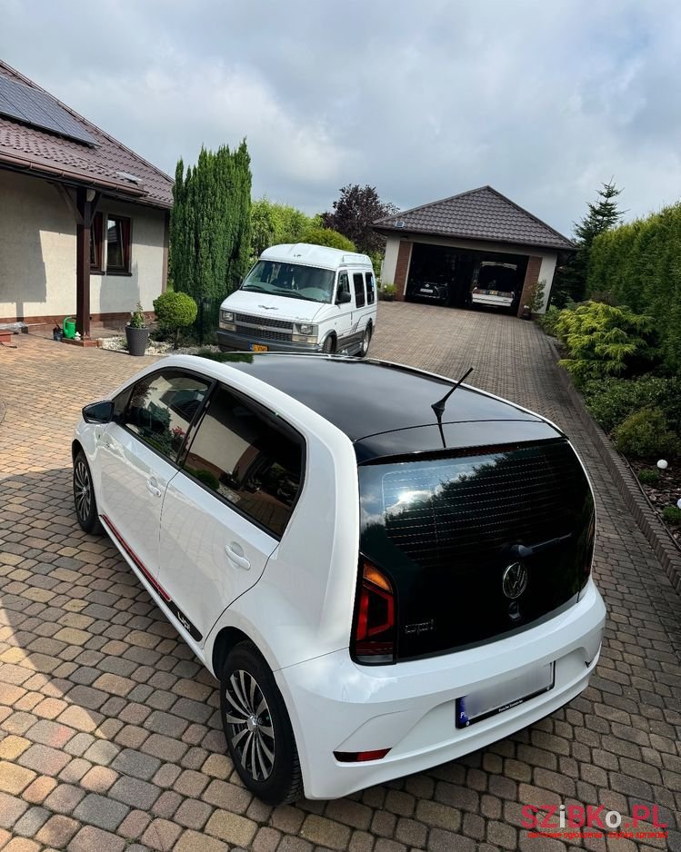 2018' Volkswagen Up! 1.0 High photo #1