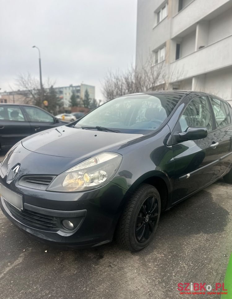 2006' Renault Clio photo #3