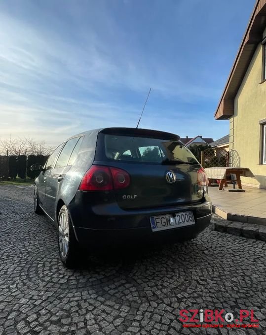 2007' Volkswagen Golf photo #4