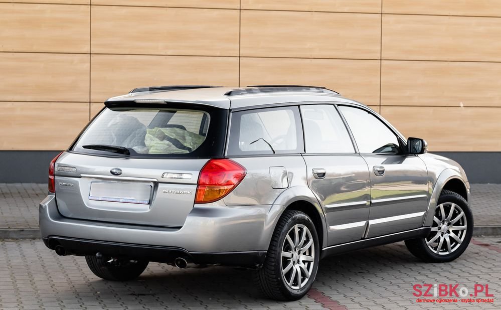 2006' Subaru Outback photo #4