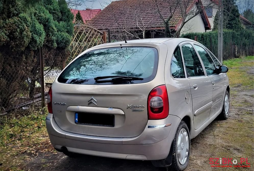 2004' Citroen Xsara Picasso photo #4