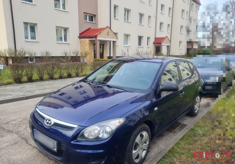 2010' Hyundai i30 1.4 Edition Plus photo #1