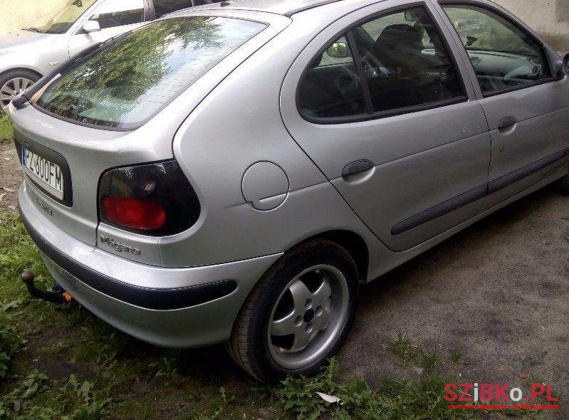 1997' Renault Megane photo #2