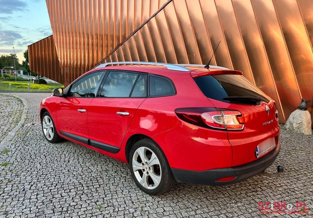 2009' Renault Megane photo #3