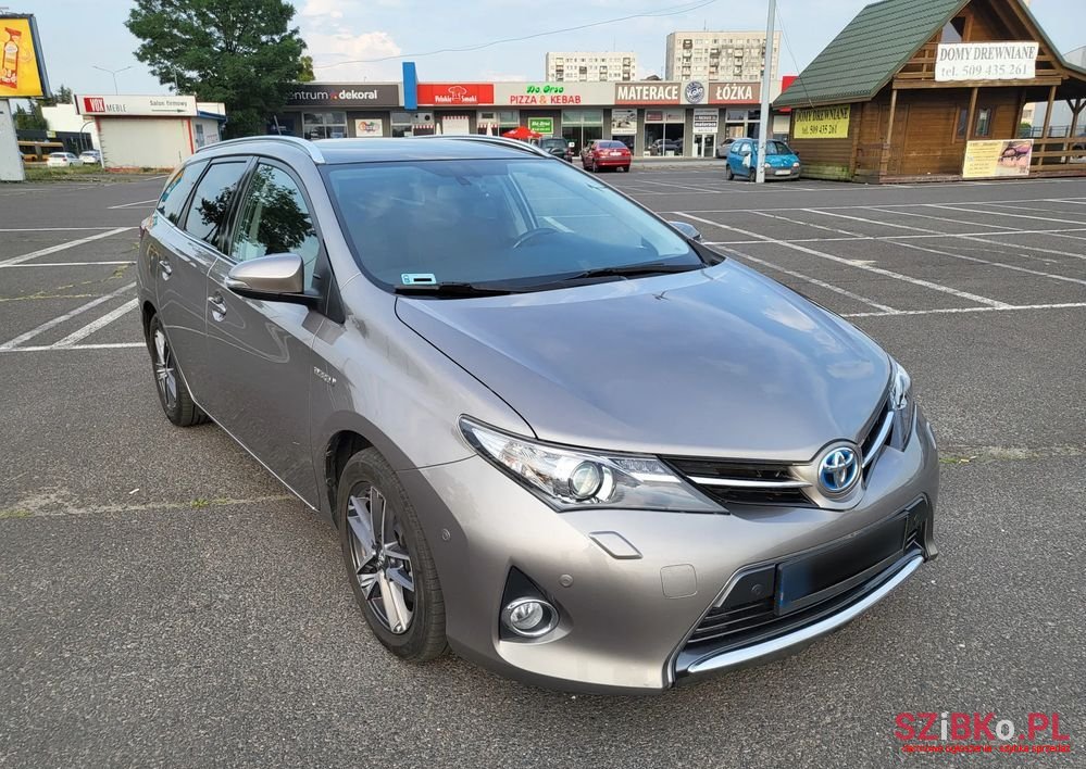 2014' Toyota Auris photo #1