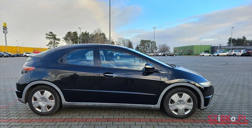 2007' Honda Civic 1.4I-Dsi photo #6