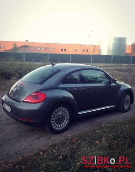 2014' Volkswagen New Beetle photo #1