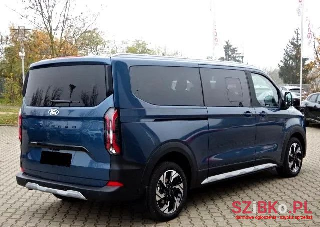 2024' Ford Tourneo Custom photo #4