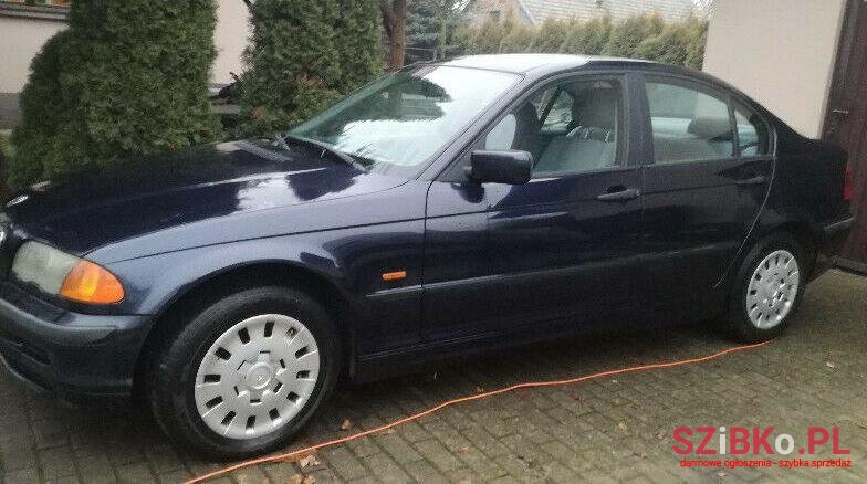 1999' BMW 318 photo #2