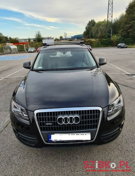 2010' Audi Q5 photo #5