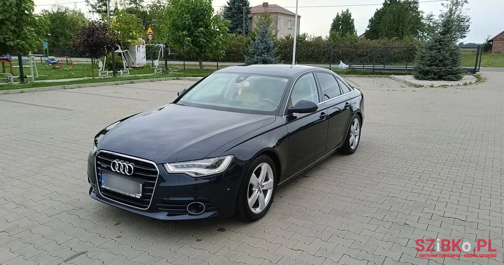 2013' Audi A6 S Tronic photo #4