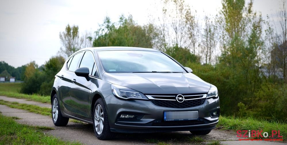2017' Opel Astra V 1.6 Cdti Elite S&S photo #1