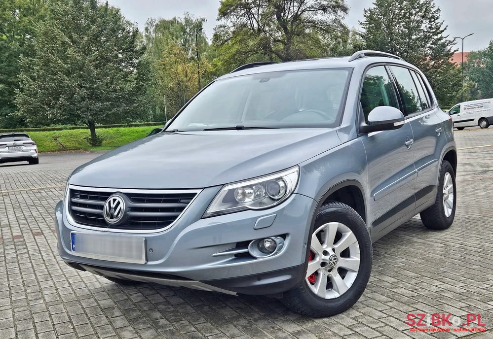 2008' Volkswagen Tiguan photo #3