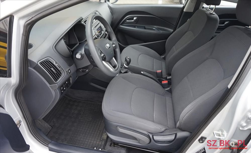 2016' Kia Rio 1.4 L photo #4