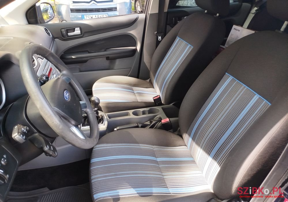 2008' Ford Focus photo #6