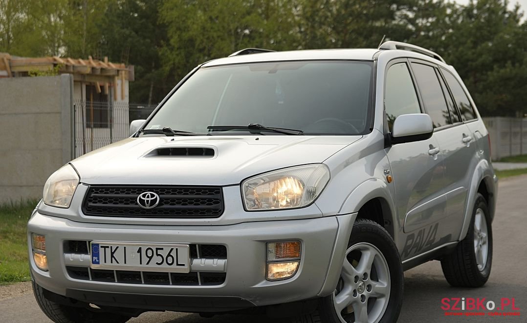 2003' Toyota RAV4 photo #3