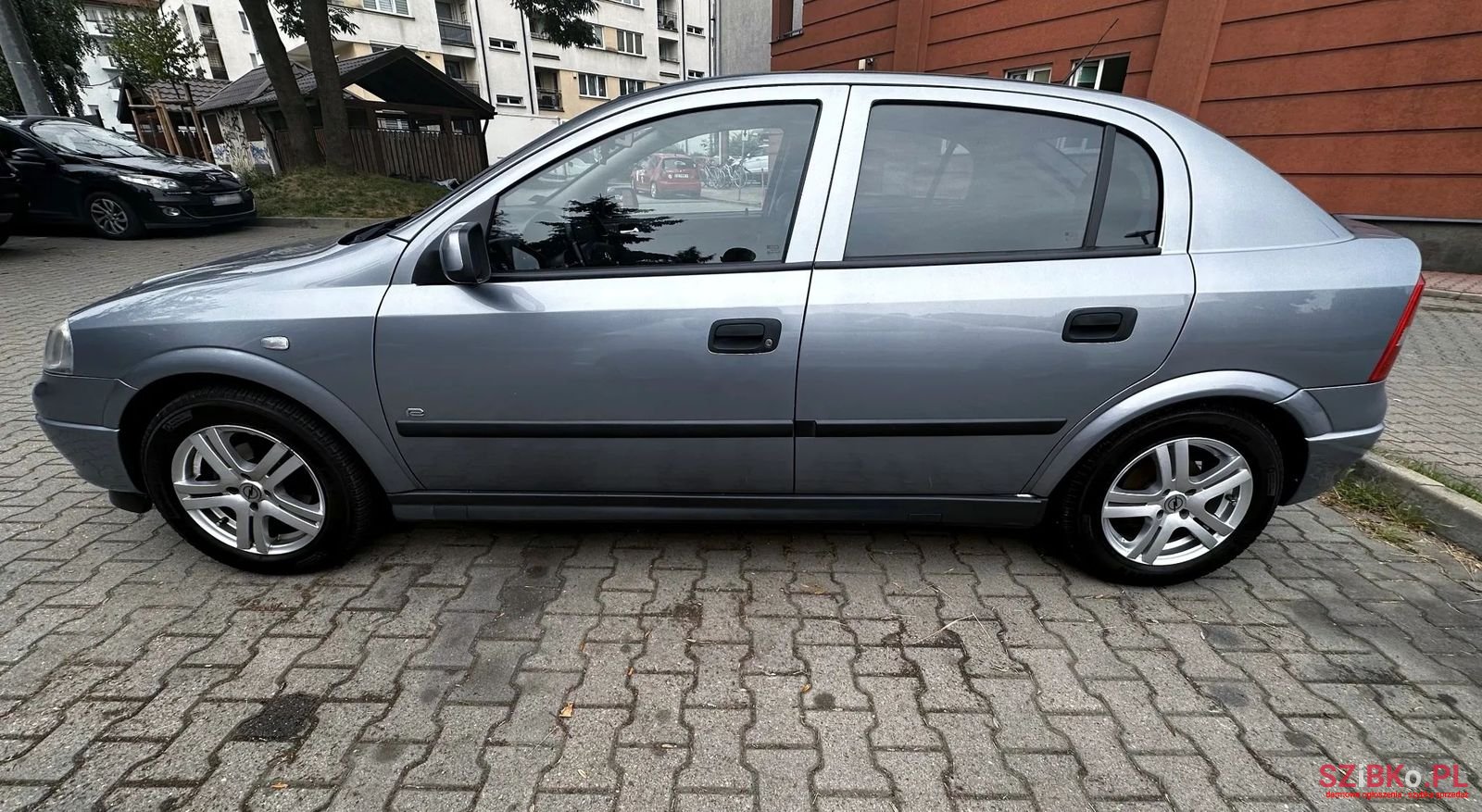 2005' Opel Astra photo #5