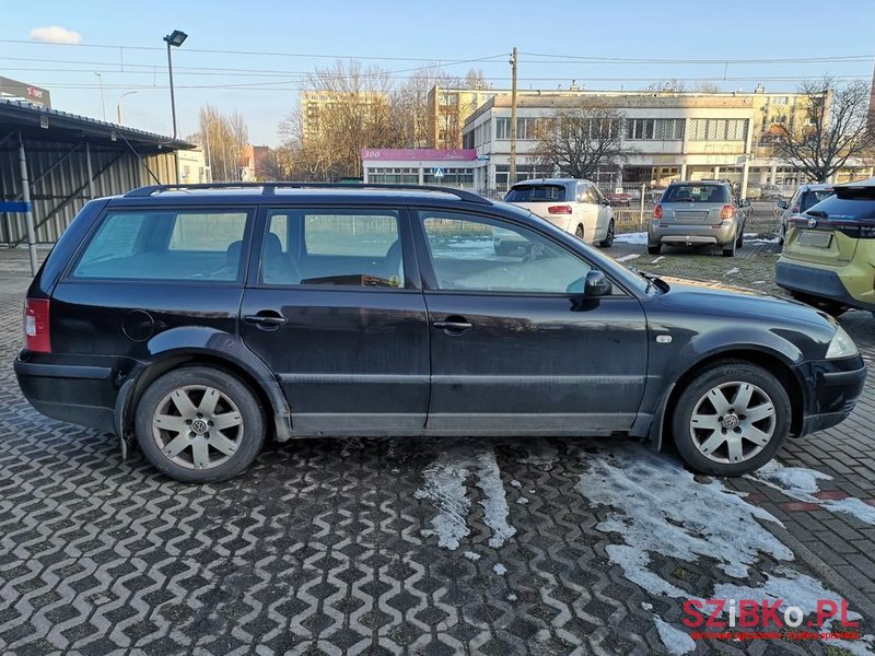 2001' Volkswagen Passat 1.9 Tdi Basis photo #6