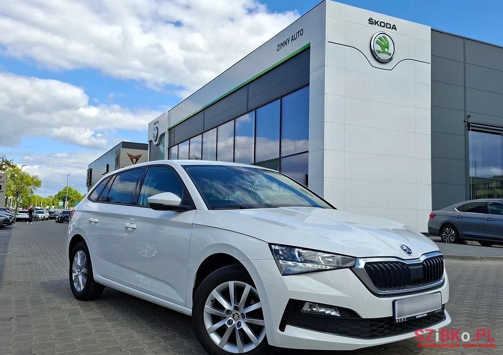 2022' Skoda Scala 1.0 Tsi Ambition photo #1