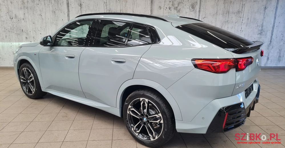 2024' BMW X2 M Sport photo #2