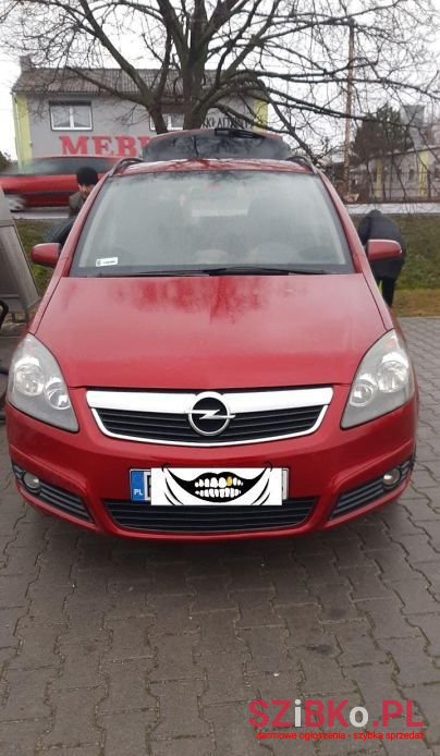 2006' Opel Zafira photo #1