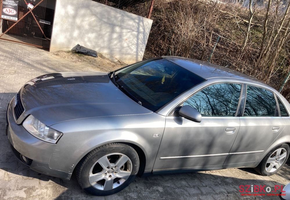 2002' Audi A4 Limousine photo #5