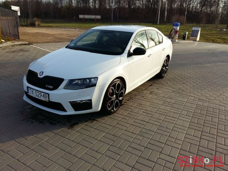 2016' Skoda Octavia photo #2