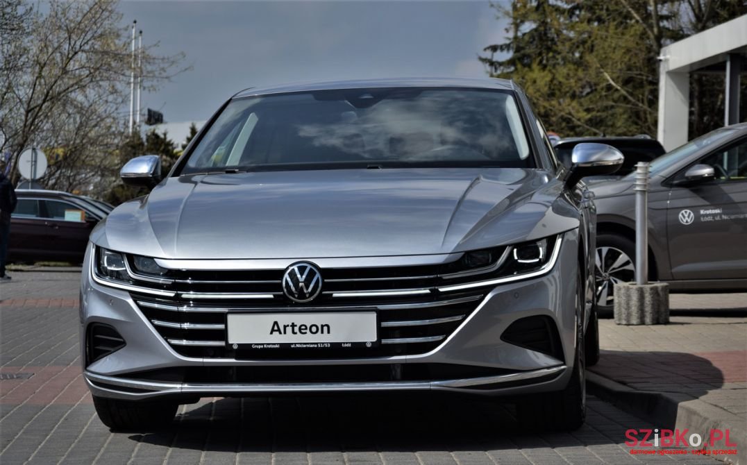 2023' Volkswagen Arteon photo #2