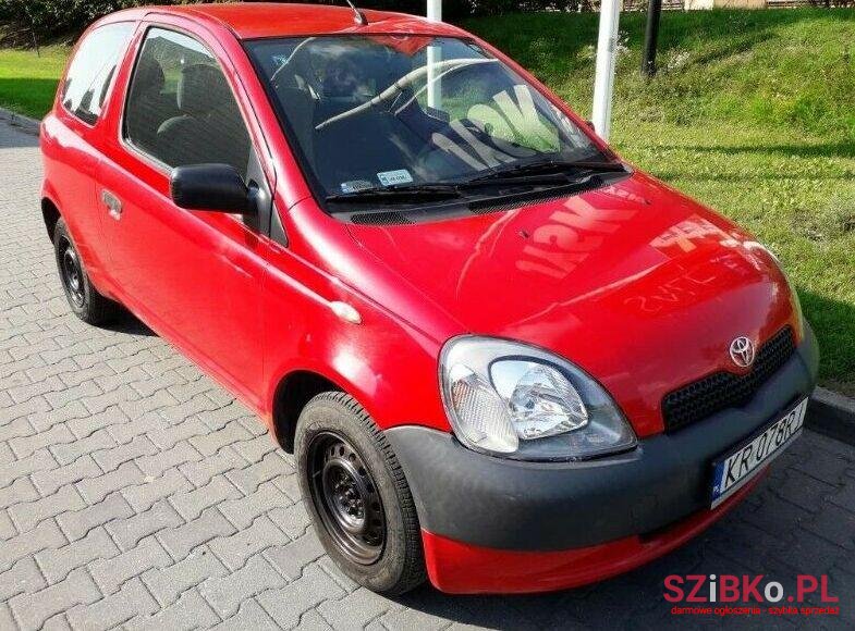 2002' Toyota Yaris photo #1