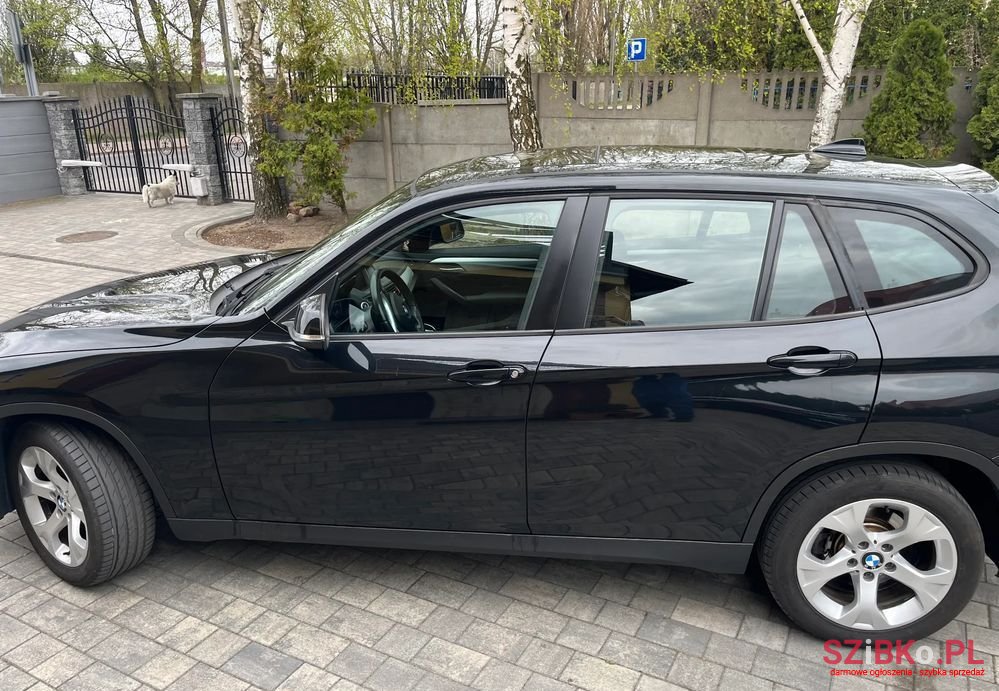 2013' BMW X1 Xdrive18D photo #6