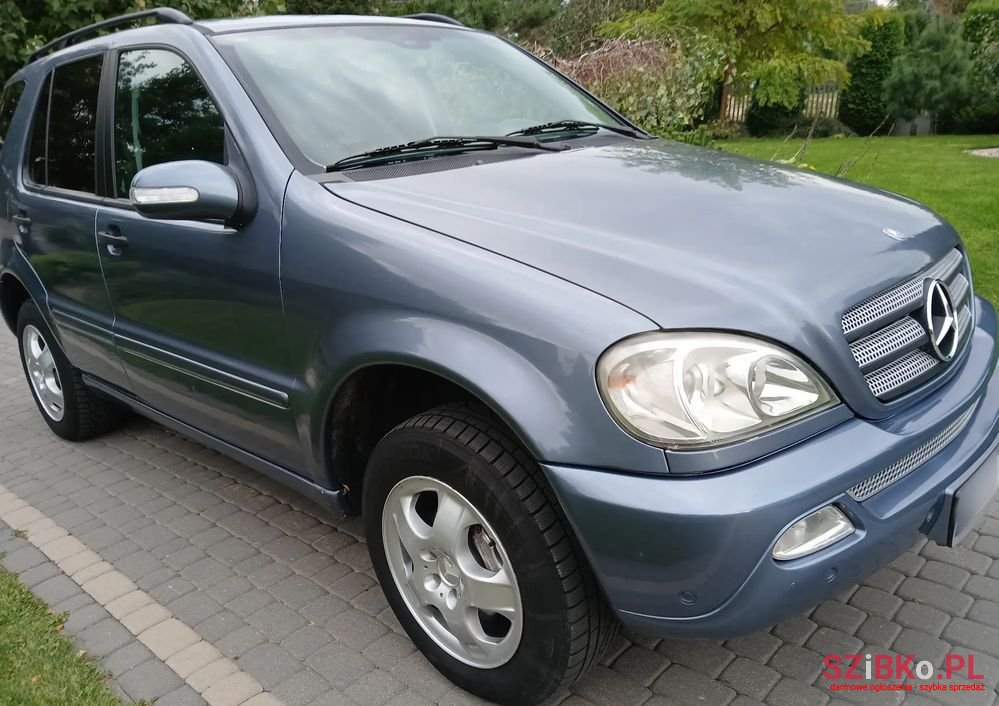 2004' Mercedes-Benz Ml photo #3