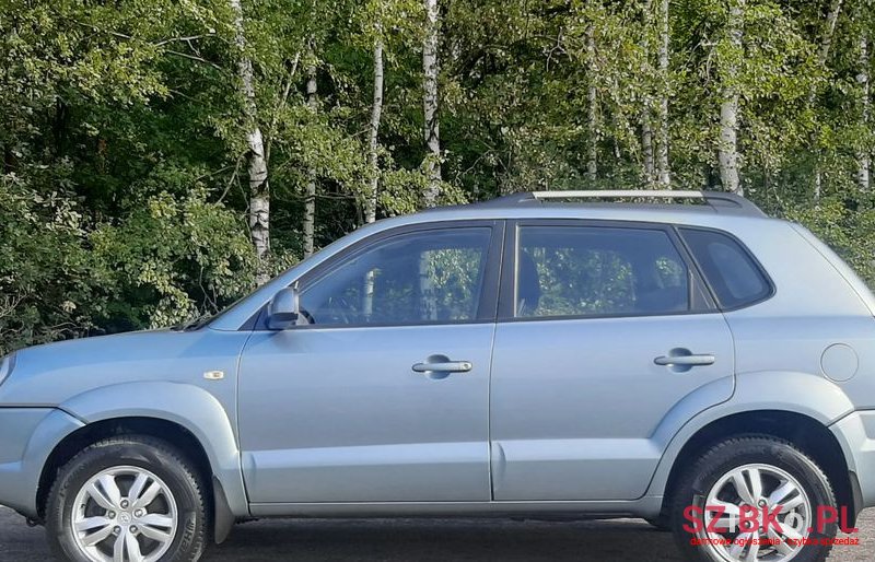 2010' Hyundai Tucson photo #4