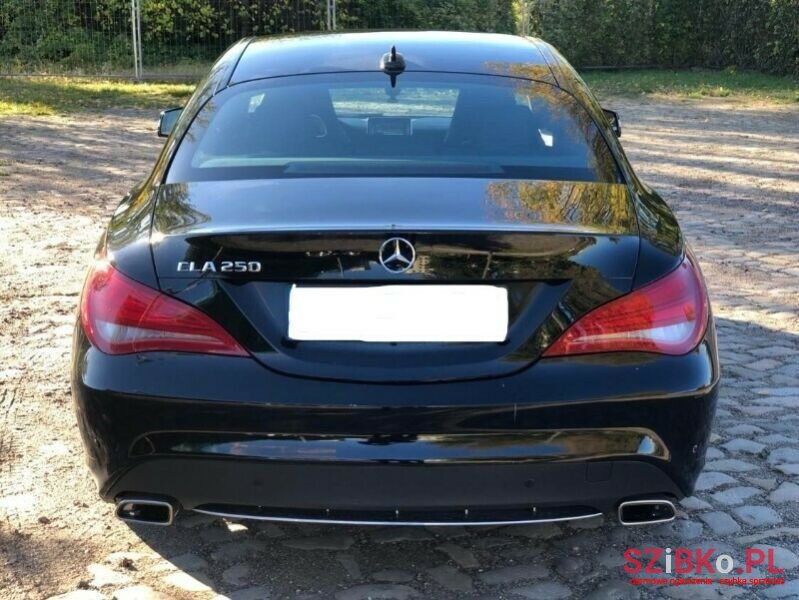 2014' Mercedes-Benz CLA 250 photo #2