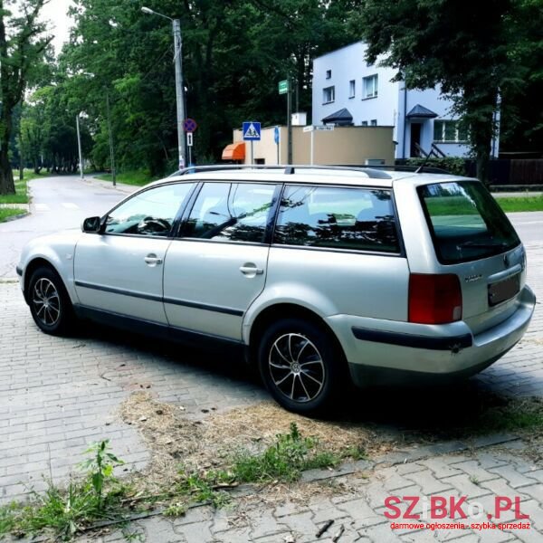 2000' Volkswagen Passat photo #3