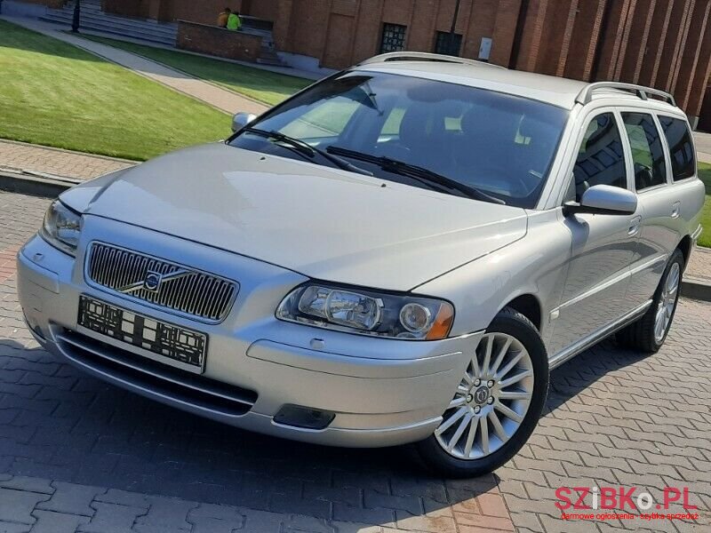 2007' Volvo V70 photo #3
