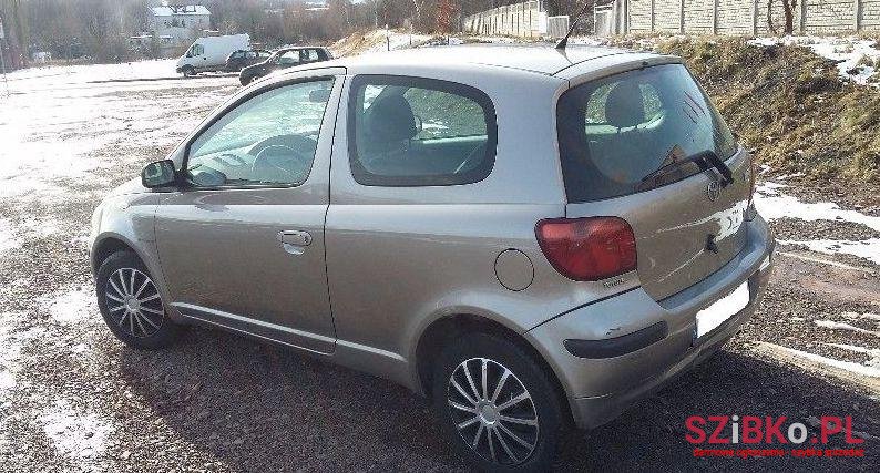 2003' Toyota Yaris photo #1