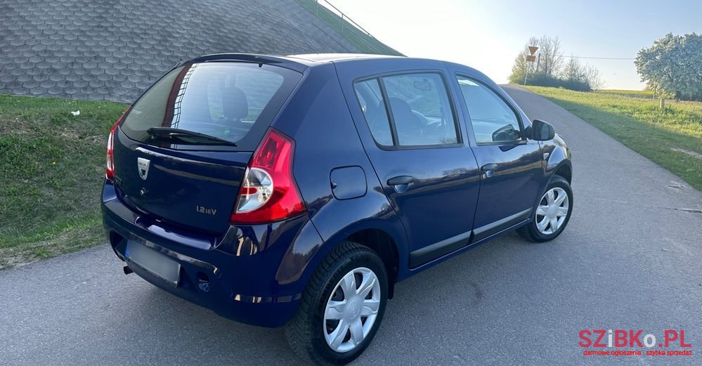 2009' Dacia Sandero 1.2 16V photo #2