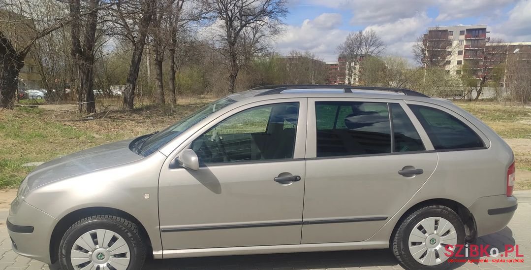 2006' Skoda Fabia photo #1