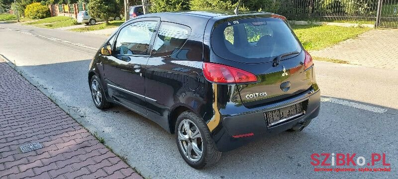 2005' Mitsubishi Colt photo #4