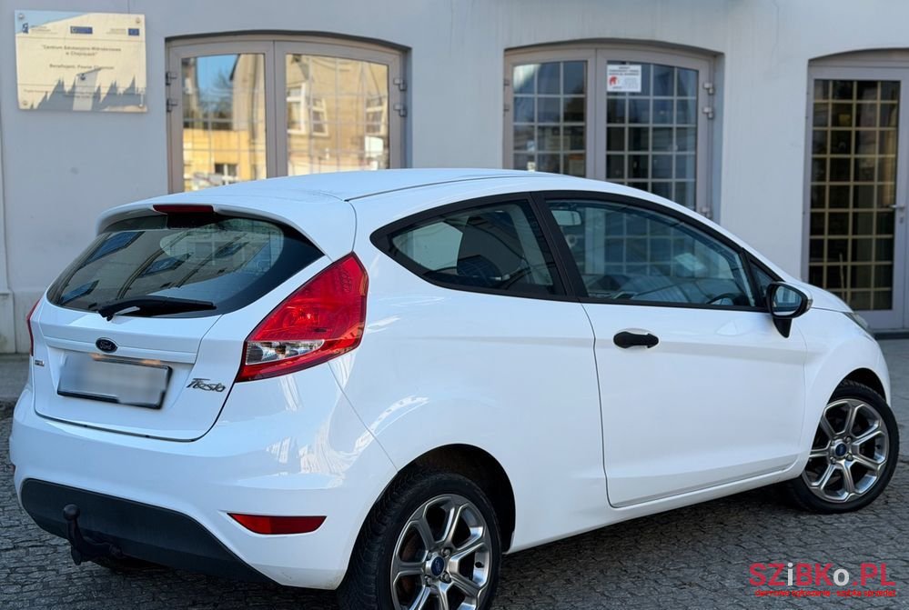 2009' Ford Fiesta 1.6 Tdci Ghia photo #2