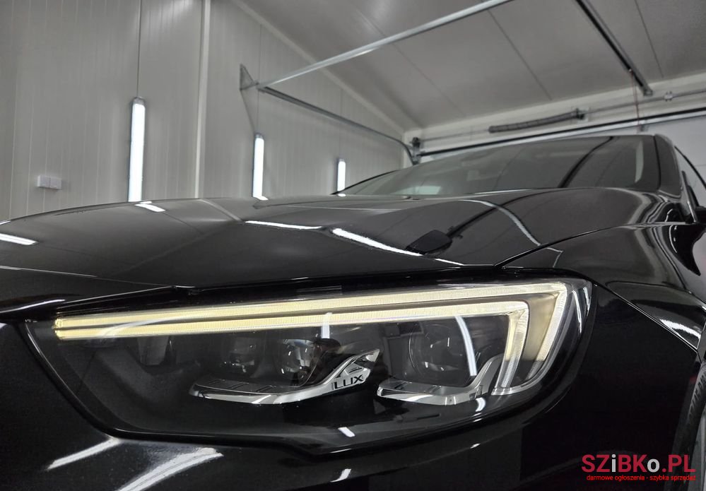 2018' Opel Insignia photo #6