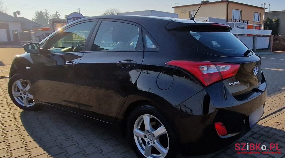 2016' Hyundai i30 photo #1