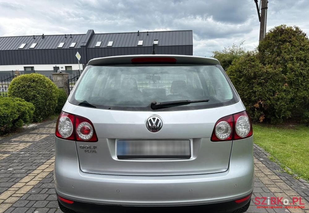 2007' Volkswagen Golf Plus photo #5